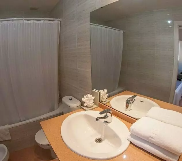 آپارتمان کلاسیک 1 خوابه, Apartahotel Aguadulce