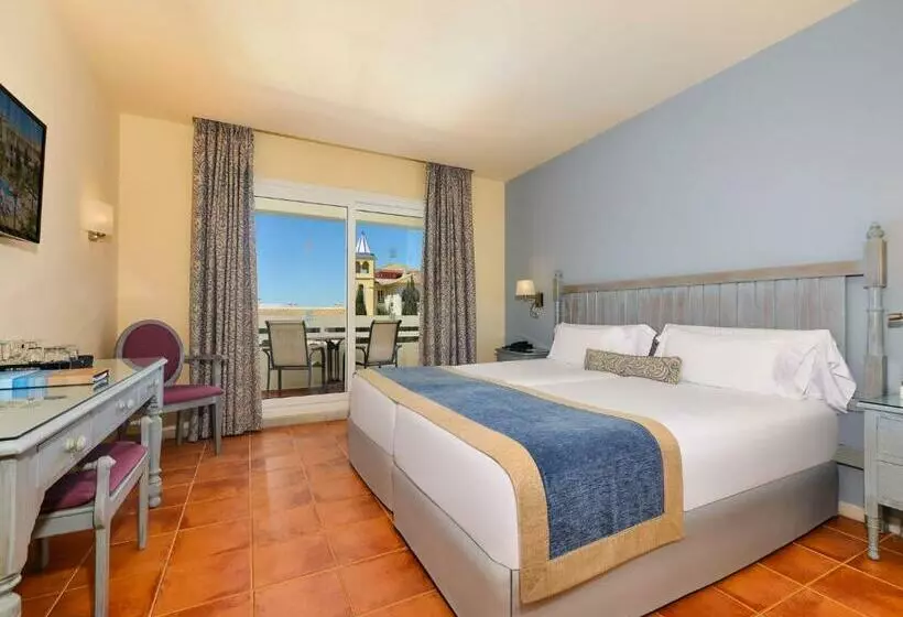 اتاق اساندارد با چشمانداز جانبی به دریا, Fuerte Conil Resort