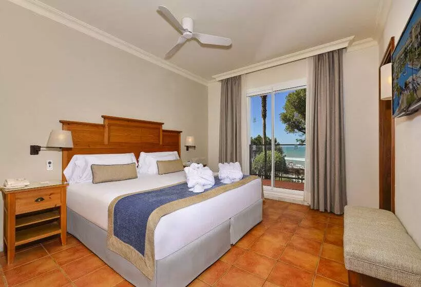 سوییت جونیور, Fuerte Conil Resort