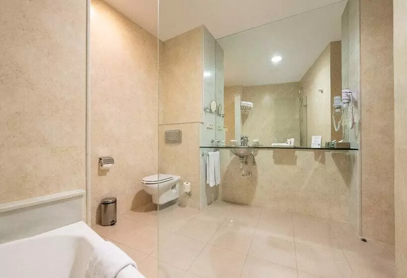 اتاق خانوادگی, Fuerte Conil Resort