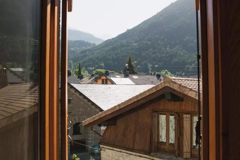 اتاق استاندارد یک نفره, Hostal Alto Aragon