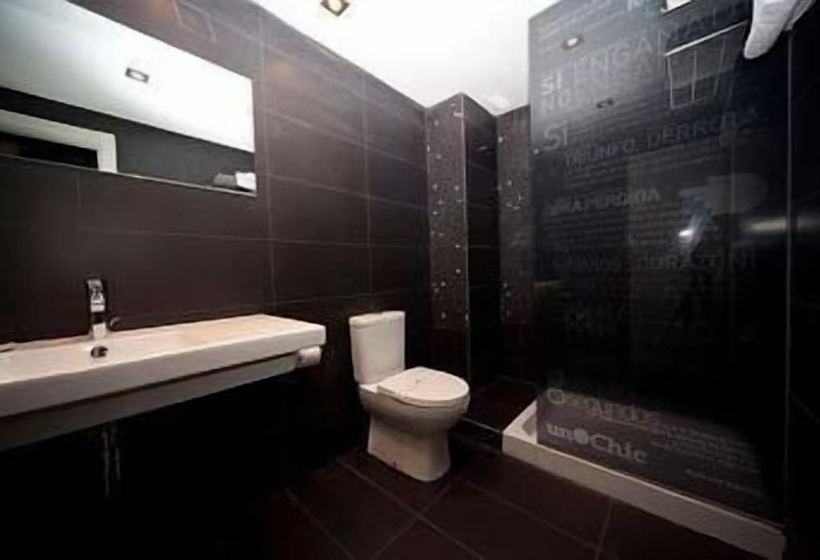 غرفة قياسية رباعية, Hospedium Hostal Un Punto Chic