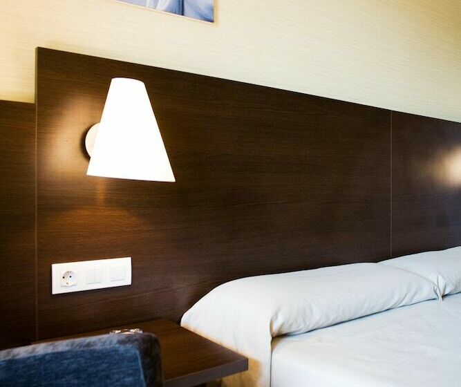 חדר סטנדרט יחיד, Canal Olimpic