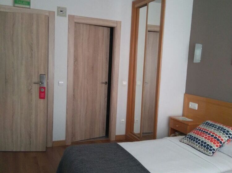 标准间, Costa Verde