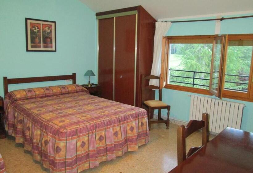 스탠다드 트리플 룸, El Chate