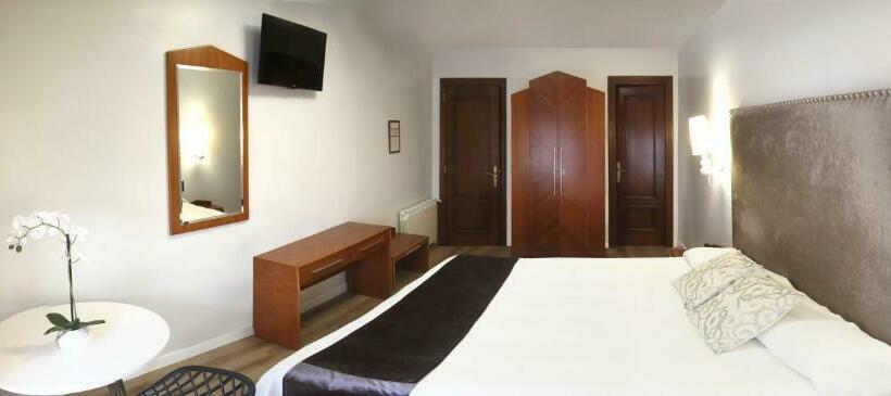 غرفة قياسية, La Carrasca