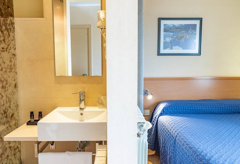 חדר סטנדרט יחיד, J. Balmes Vic