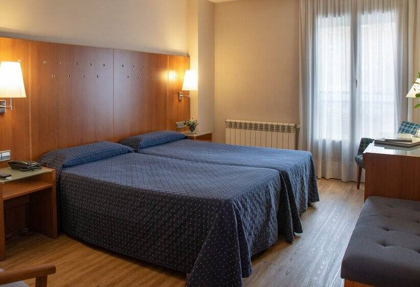 חדר סטנדרט, J. Balmes Vic