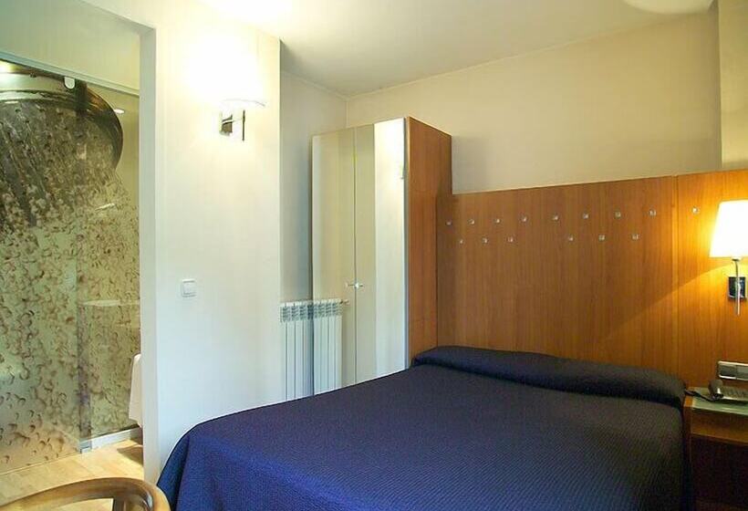 חדר סטנדרט, J. Balmes Vic