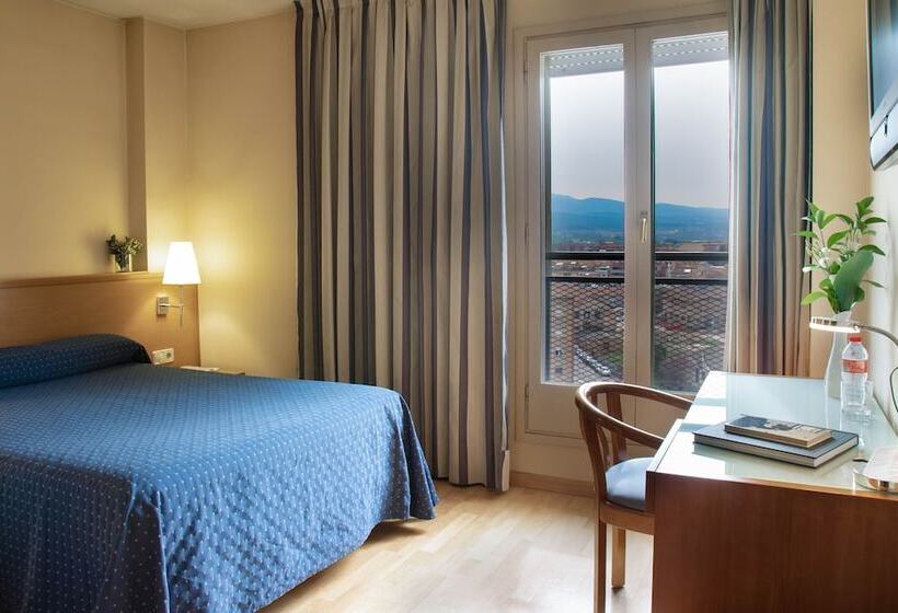 חדר סטנדרט יחיד, J. Balmes Vic