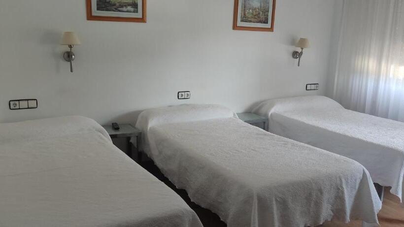 Номер Стандарт Трехместный, Los Rosales