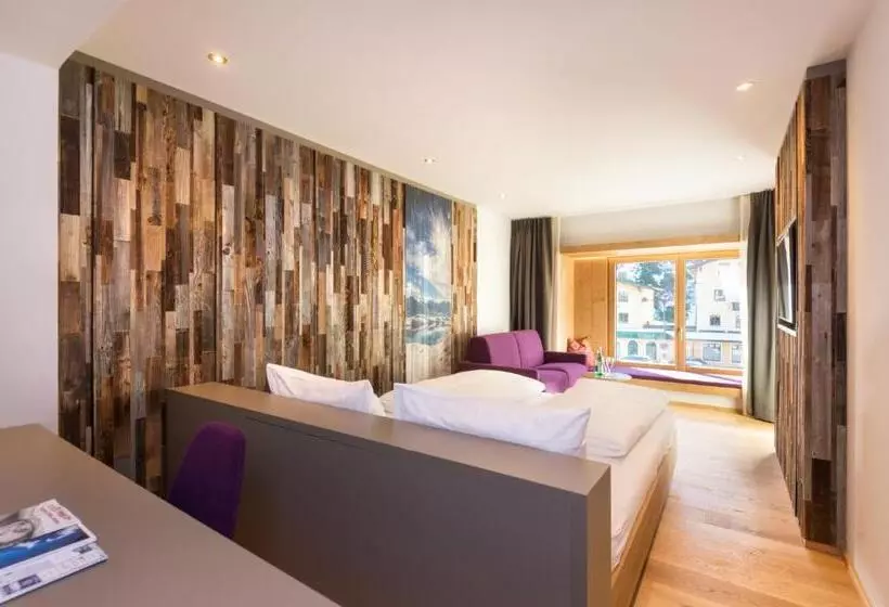 デラックスルーム, Alpenhotel Perner