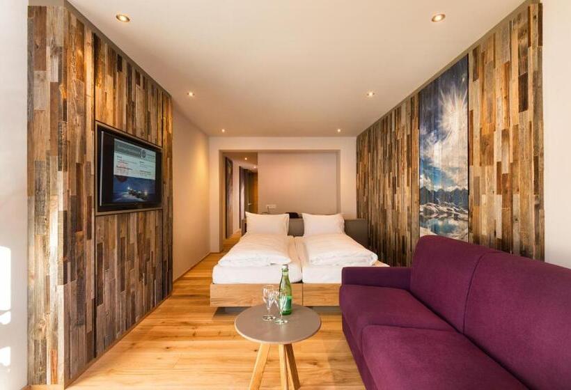 غرفة ديلوكس عائلية, Alpenhotel Perner