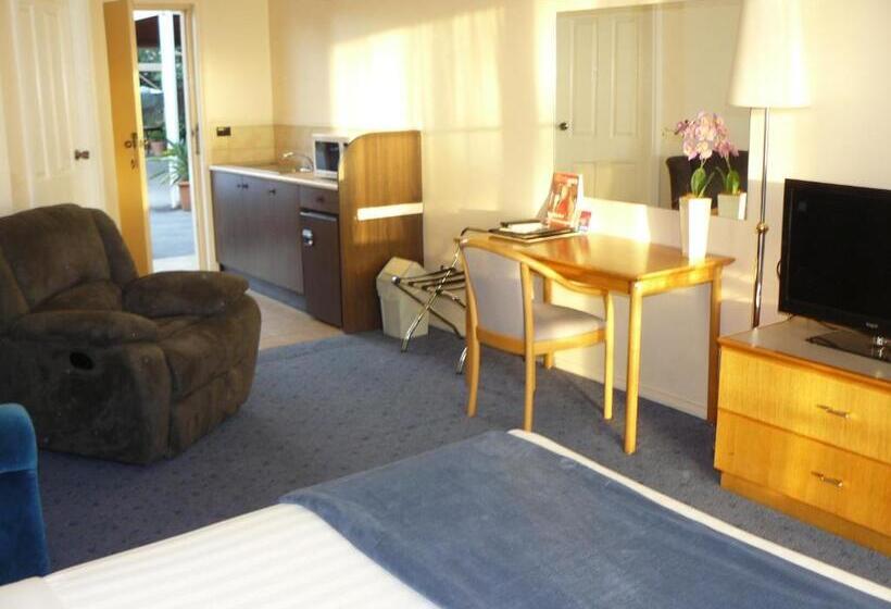 חדר אקזקיוטיב, Australia Park Motel