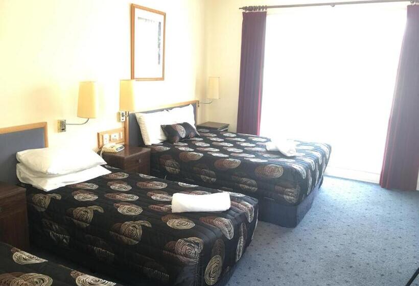 חדר דלוקס לשלושה, Australia Park Motel