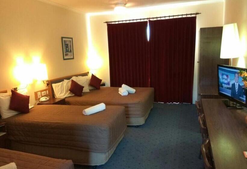 חדר דלוקס לשלושה, Australia Park Motel