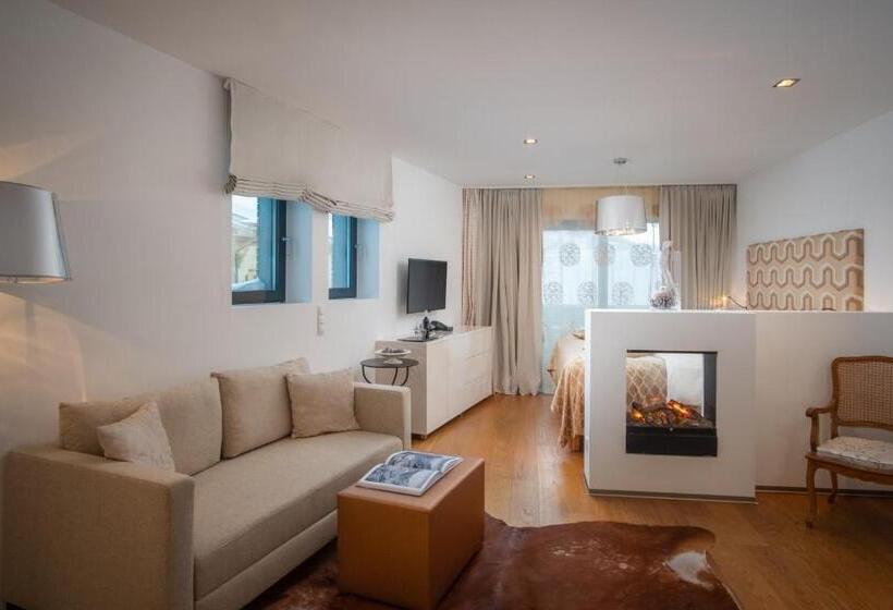 Полулюкс, Bergkristall Oberlech