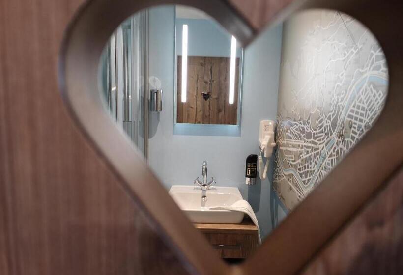 ビジネスルーム, Binders Budget Citymountain