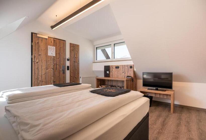 ジュニアスイート, Binders Budget Citymountain