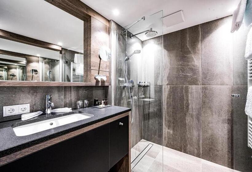 スタンダードルーム, Edelweiss & Gurgl