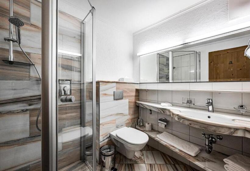 スタンダードルーム, Edelweiss & Gurgl