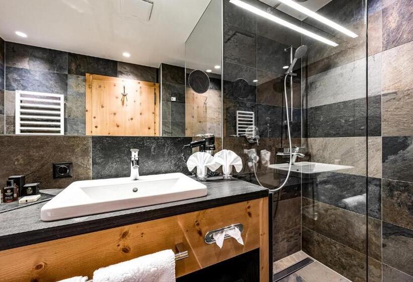 ファミリールーム, Edelweiss & Gurgl