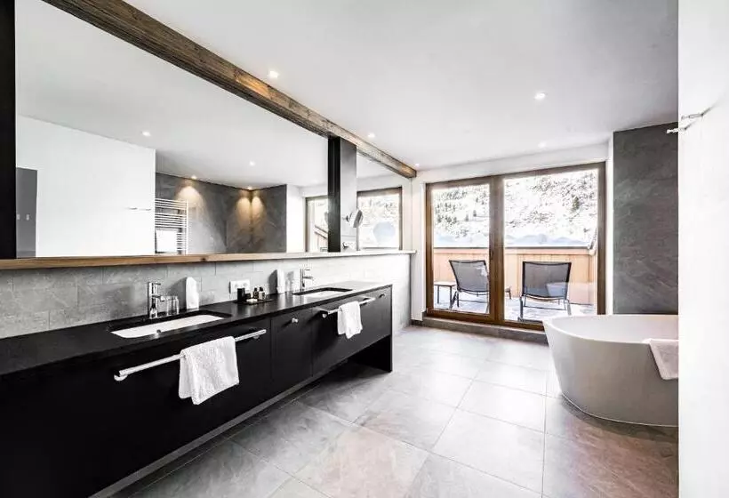 Suite with Terrace, Edelweiss & Gurgl