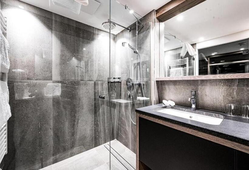 スタンダードルーム, Edelweiss & Gurgl