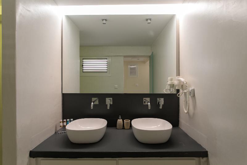 سوییت, Grauer Bar