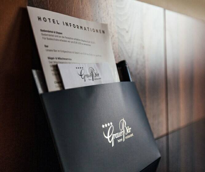 اتاق استاندارد, Grauer Bar