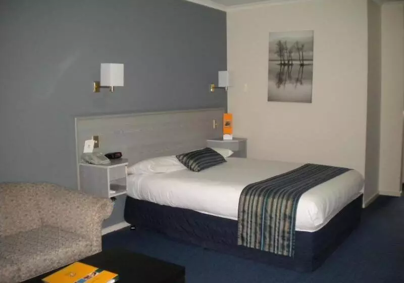 クイーンサイズベッドのスタンダードルーム, Ibis Styles Adelaide Manor