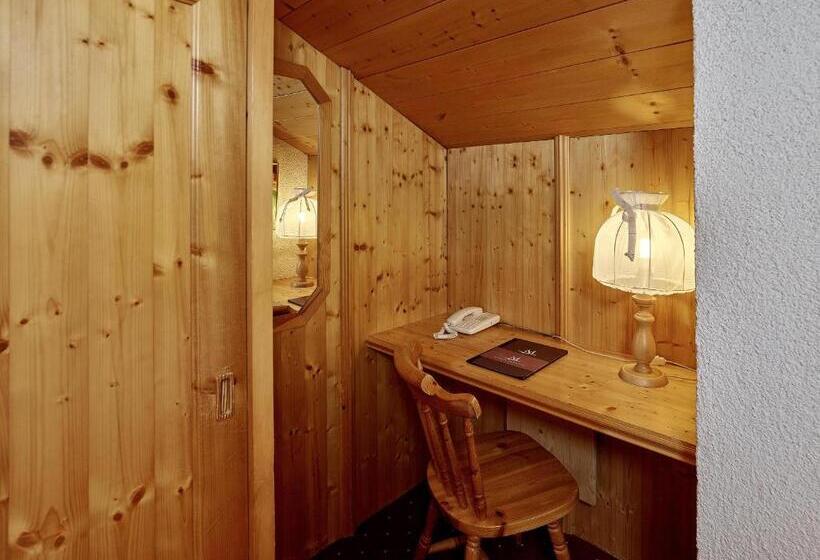 اتاق استاندارد, Monika & Montafon Chalets