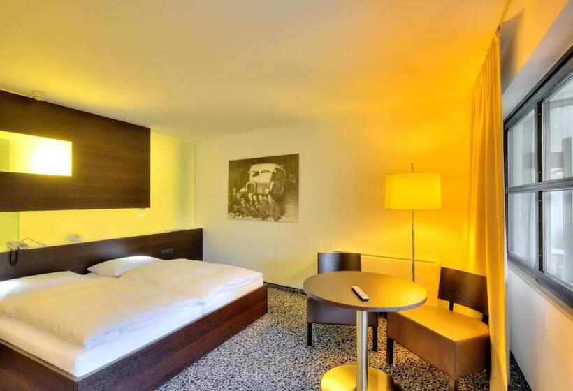 Номер Стандарт с Балконом, Rauter