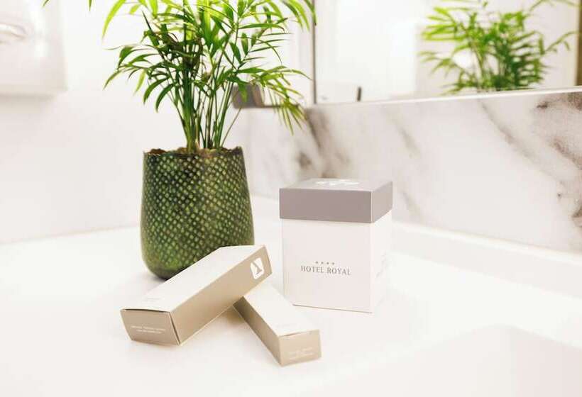 스탠다드 룸, Royal