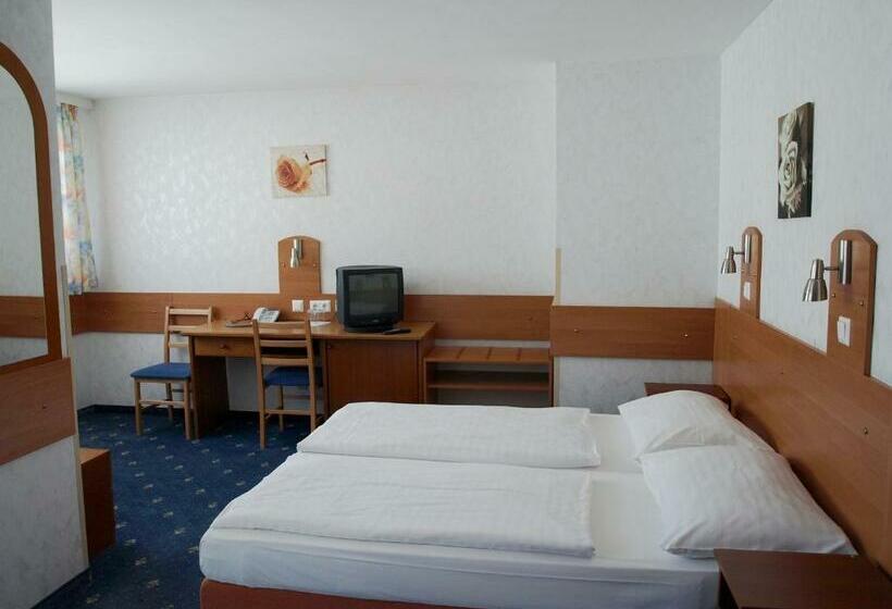 스탠다드 룸, Terminus