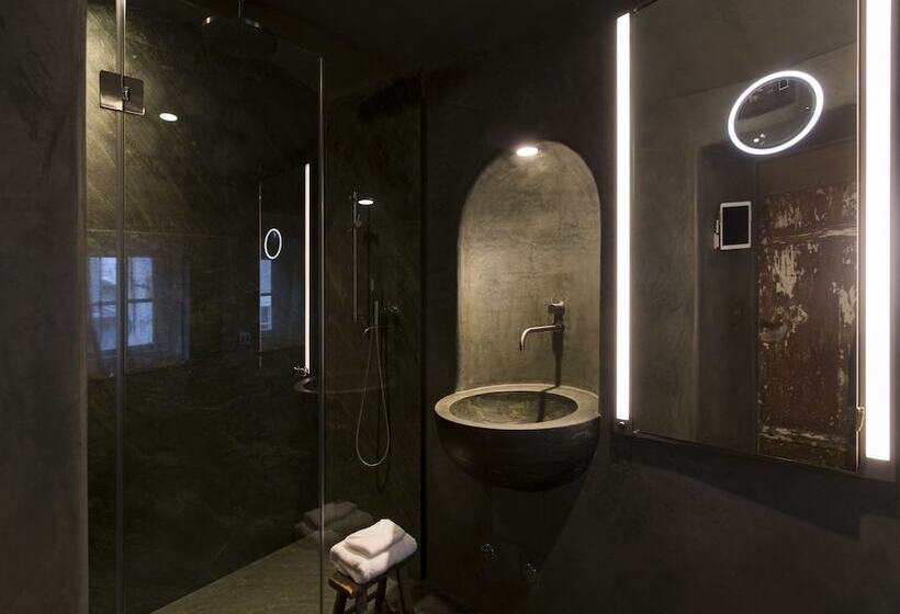 اتاق سوپریور, Townhouse Weisses Kreuz