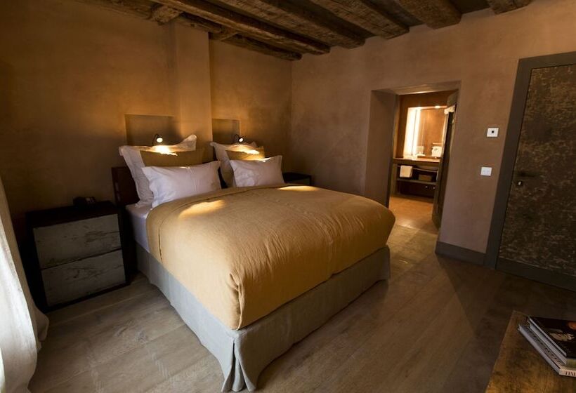 اتاق سوپریور, Townhouse Weisses Kreuz