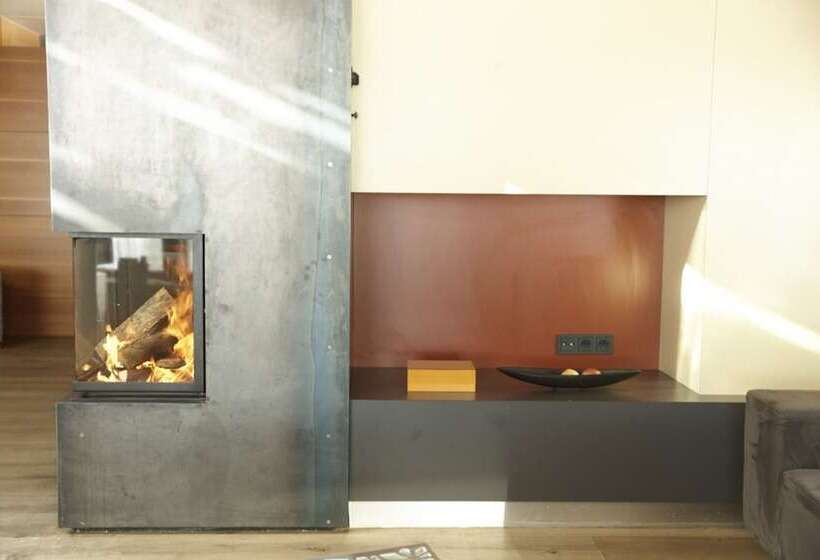 جناح ديلوكس, Walliserhof