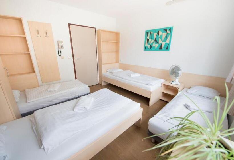 تختخواب در اتاق مشترک, Mynext Riverside Hotel Salzburg