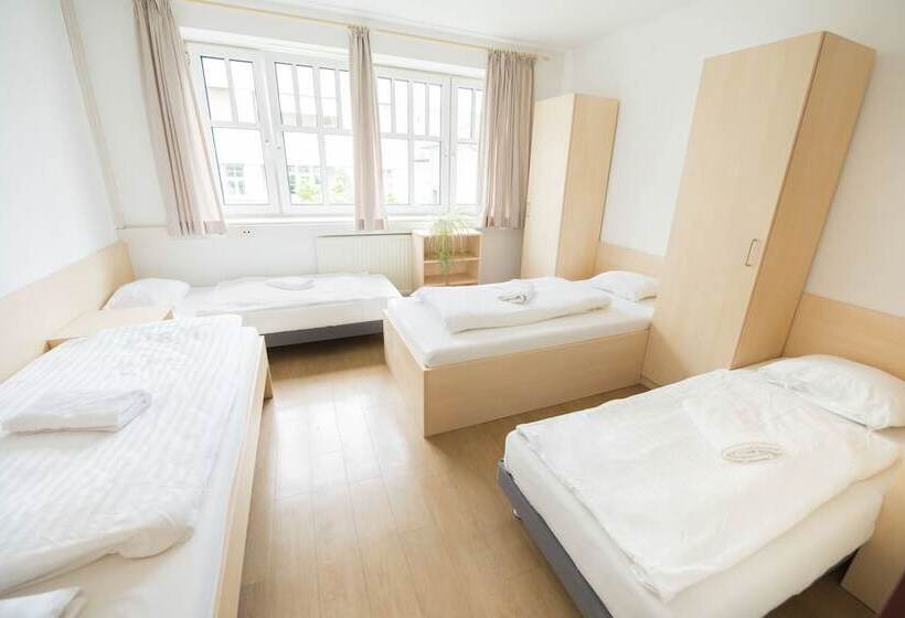 اتاق استاندارد چهار تخته, Mynext Riverside Hotel Salzburg