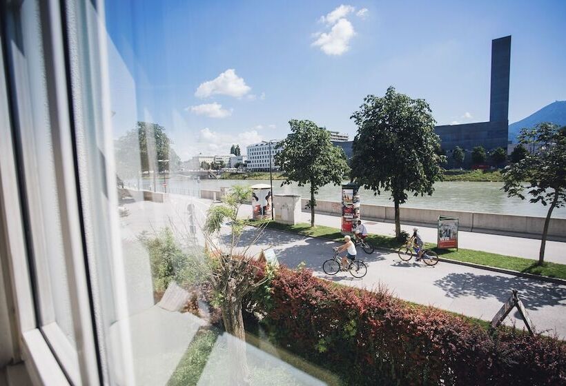 تختخواب در اتاق مشترک, Mynext Riverside Hotel Salzburg