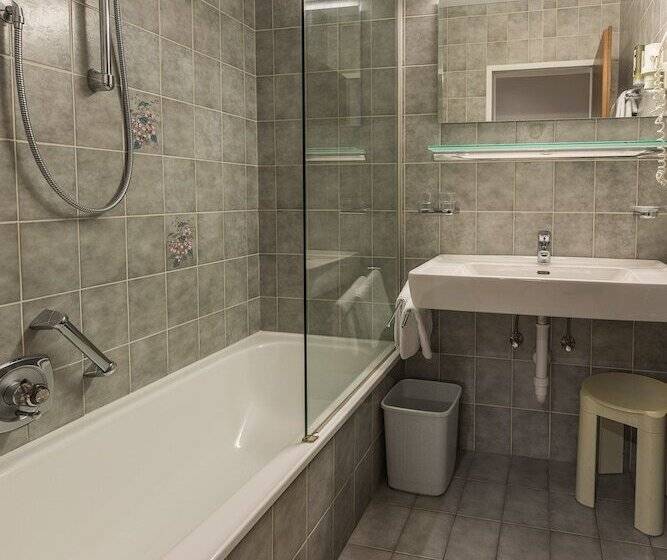 Номер Стандарт с Балконом, Wohlfühlhotel Schiestl