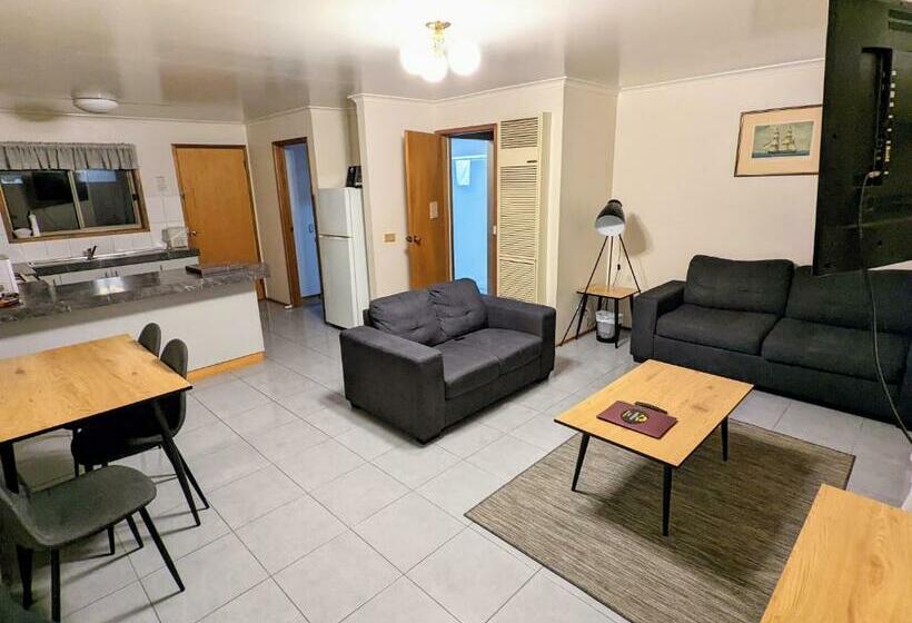 شقة غرفتين, Homestead Motor Inn & Apartments