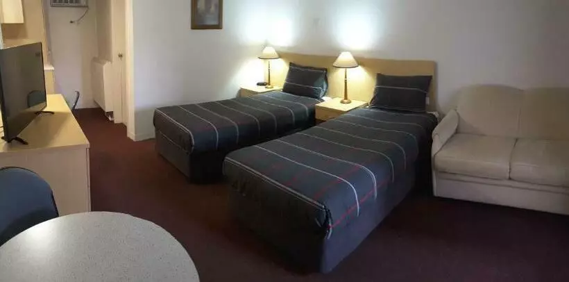 اتاق استاندارد, Cooma Motor Lodge Motel