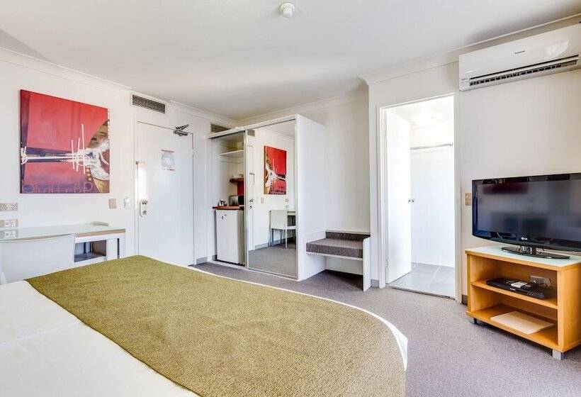 اتاق استاندارد, Hillcrest Apartment