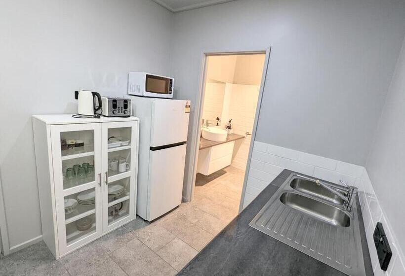 패밀리 룸, Homestead Motor Inn & Apartments
