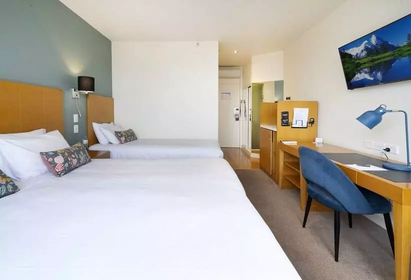 Estudi Familiar, Gateway Hotel By Nightcap Plus