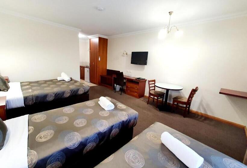 חדר משפחתי דלוקס, Golden Grain Motor Inn