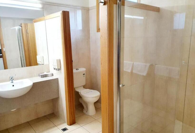 חדר משפחתי דלוקס, Golden Grain Motor Inn