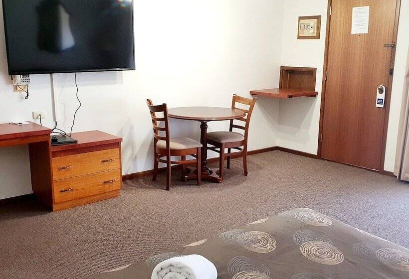 חדר סטנדרט, Golden Grain Motor Inn